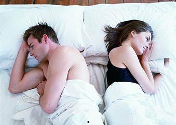 老公喜欢露胸,揭秘老公钟爱的露胸时尚