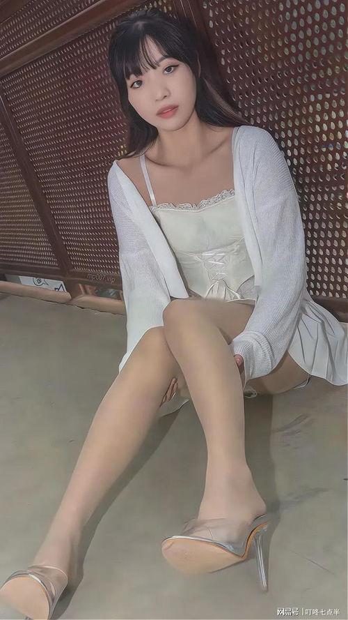 我的肉色丝袜熟母,探寻成熟女性的独特魅力